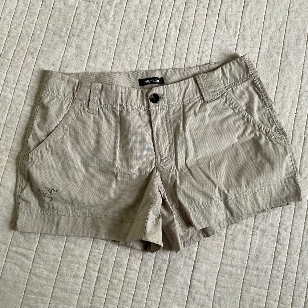 Arc'teryx Tan Relaxed Fit Shorts